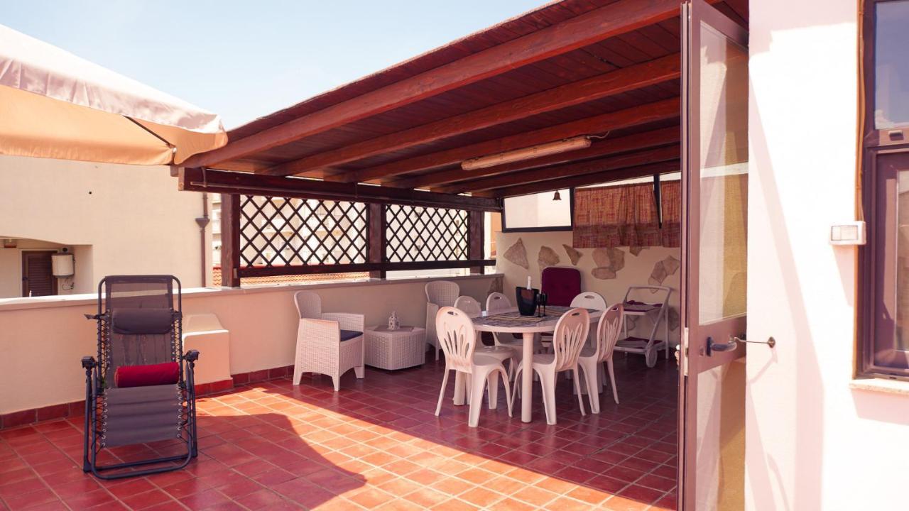 Pm 12 Via Achille Grandi Guest House Alghero Kültér fotó