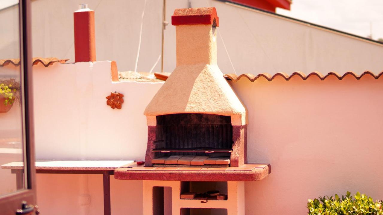 Pm 12 Via Achille Grandi Guest House Alghero Kültér fotó